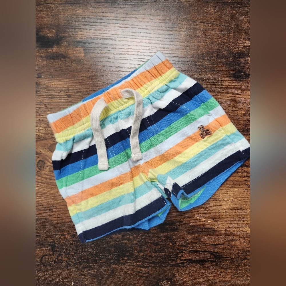 Gap baby boy striped shorts 100% Cotton Size 0-3 Months